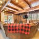 2 Mi to Schuss Mountain Cozy Cabin with Deck Bellaire - Foto 4