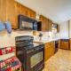 Rustic Apartment with Sunset Views in Elkhart!, Elkhart (foto 10)