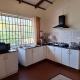 Pristine Stay by LexStays, Coonoor - Fotografie 10