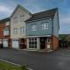 Bright & Spacious 3-Bed, 2-Bath Home in Graylands Close, Слау (фото 6)