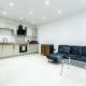 1 Bed Flat in Central Bradford, Perfect for your stay - Photo 1
