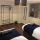 Spacious 3-bed apartment close to Birmingham City with free parking with Netflix contractor stays welcome, Бирмингем (фото 4)