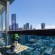 lvl42 2B APT with Free Parking in CBD, Melbourne - Photo 4