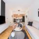 Adorable 2BR Apartment in Neos Kosmos by UPSTREET, Athen - Foto 8