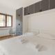 GuestHost - Bright Studio with Balcony in Milan, Milan - Photo 8
