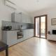 GuestHost - Bright Studio with Balcony in Milan, Milan - Photo 10