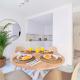 Modern City Centre Apartment w/ Terrace & Fast WIFI, Málaga - Foto 4