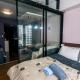 Traveler's Playground Makati Home Gym Swim 300 Mb, Manila - Fotografie 10