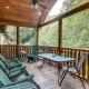 Great location in Arts & Crafts Community in Gatlinburg! Hot tub, pool table, great outdoor space! - Fotografie 5