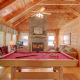 1BR log cabin w hot tub and pool table!, Sevierville - Fotografie 9