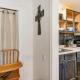 College Station Getaway w/ Hot Tub & Courtyard!, College Station (fotografie 8)