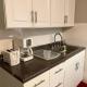Cozy 1 BR, walk to subway, Free WiFi & Parking