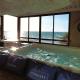 Beach2Anchor, Beachfront 4 bedroom condo with Jacuzzi