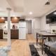 Modern, basement apartment, close to airport Toronto - Foto 7