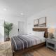 Shadyside, Central !2 Bright and Stylish Studio With Free Parking, Pittsburgh