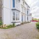 Location, views, parking Bowness-on-Windermere - Photo 8