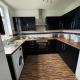 Double-Bedroom in the Heart of Salford Manchester Perfect for Short Stays GCSW1, Manchester - Photo 8