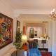 Small stylish room with comfortable queen-size bed in very large, beautifully decorated shared flat in the historic centre of Malaga, Málaga - Foto 2