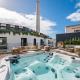 Jacuzzi, Terrace & Infinity Pool at Savoy Insular Funchal - Zdjęcie 1