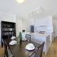 Chic 2BR Apt Near Crown with FREE Parking, Melbourne (Foto 3)