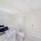 Chic 2BR Apt Near Crown with FREE Parking, Melbourne (Foto 8)