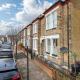 Stylish 2-Bed 2-Bath Home with Garden in Tooting, Londýn - Fotografie 2