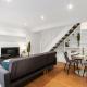 Guildford - Two Bedroom House with Garden - Photo 3
