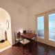 Cozy 1BR Apt in art-filled area near Athens landmarks, Atény - Fotografie 5