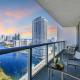 Amazing Apartment with Balcony & Pool Hallandale Beach - Foto 2