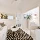 Chessboard styled 2BD apt next to Acropolis&Metro, Athen - Foto 1