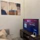 Cozy 2 BR 2 Bath Condo with Netflix and Karaoke near MRT EDSA, Manila - Zdjęcie 3