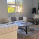 LA Dream Gem - Beautiful Home with Spa, Los Angeles - Foto 8