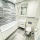 2 Bedroom Flat By LS2G Short Lets & Serviced Accommodation Greater London With Free Parking, Londýn - Fotografie 5