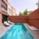 3 bedroom villa with private pool near centre