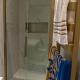 Modern & Warm homestay, Coulsdon (photo 2)