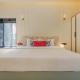 StayVista at Serenity Shores with Pool, Bonfire, Lawn, Alibaug - Φωτογραφία 10