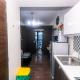 Cozy Crash Pad B Laughter friendly Makati 2271 Gym Swim Park 300, Manila - Zdjęcie 2