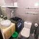 Cozy Crash Pad C Laughter Makati 2272 Swim Gym Park Internet 300, Manila - Photo 10