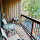 Treetop Condo in Yosemite-Sleeps 6-Balcony Yosemite West - Foto 9