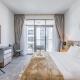 Modern Retreat with Balcony and Burj Khalifa View, Dubaj - Fotografie 3