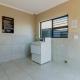 Quiet & Cozy 2 BR Retreat FREE Gym and Pool Access Sandton - Foto 4