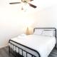 2-BR by Beverly Hills Steps from Restaurants, Cafes and Shopping, Los Angeles - Foto 8