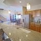 Hot Tub, Blue River in Backyard, Close to 5 Ski Resorts, On Free Bus Route, New Listing, Silverthorne (zdjęcie 9)