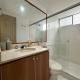 Apartamento en el Poblado junto al cc Santa Fe, Medellín - Photo 5