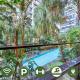 Pool View Urban Oasis 2Bed Apartment