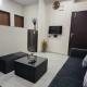 The Comfort Spot Fully Furnished 1BHK, インドール - 写真 1