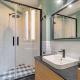 Domus Ana- Modern Elegance, steps away from the colosseum and the historic center, Rzym - Zdjęcie 8