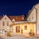 Landhotel Zum Goldenen Kreuz, Moosbach - Photo 1