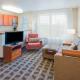 TownePlace Suites by Marriott Detroit Livonia Ливония - Фото 2