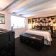 Stunning comfort and artistic boutique stay Auckland - Photo 6